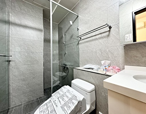 五泰怡貞✨芳洲漾全新交屋附家電兩房車✨申請租屋補貼✨免服務費 - Image 8