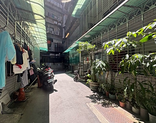 💖安芯💯板新站全新粉刷免爬高可晾衣套房稀有一樓釋出 - Image 1