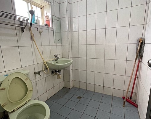 麻豆市區雅房出租鄰近麻豆夜市麥當勞丹丹漢堡星巴克 - Image 8