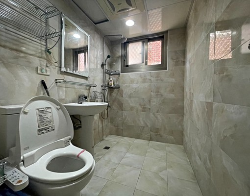 🌸【可租補】近中山醫大&大慶站|平車+機車位|屋況如新 - Image 13