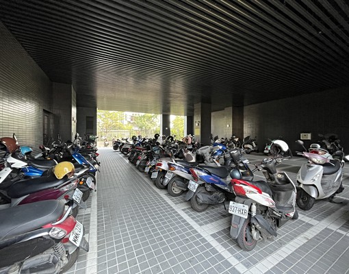 (可申請租補)榮總商圈高樓層景觀戶.3房平車 - Image 16