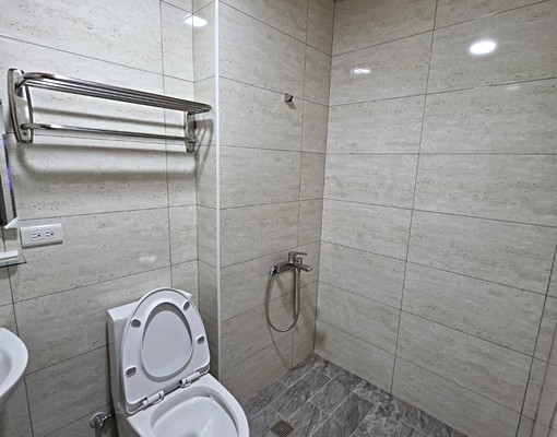 樹德科大旁全新大套房 - Image 9