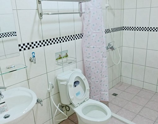 獨立套房★生活機能超優★環境單純★屋況佳 - Image 3