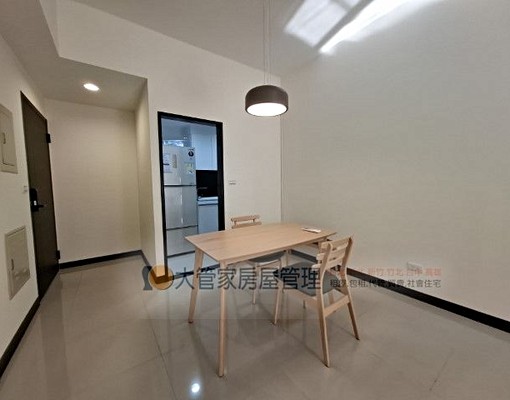 租屋況極新.附家電具.平車位 - Image 3