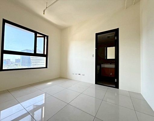 青埔高鐵A18~三改二房大空間~全新未入住 - Image 8