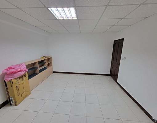 可租補、報稅_能仁家商旁電梯大四房 - Image 15