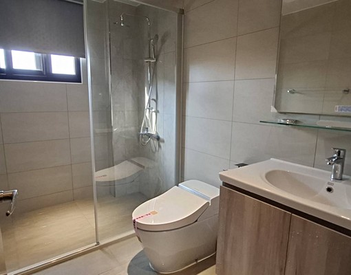 <楠梓火車站商圈>全新漂亮大車墅(附全套傢俱家電) - Image 9