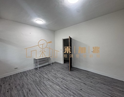 💥乘加兆信貴💥近商60翻修透天釋出~ - Image 6