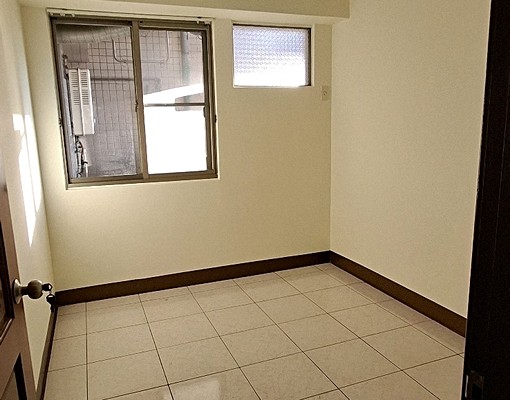 高鐵亮麗華廈3房+車位 - Image 4