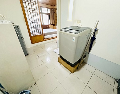 捷運新埔站/獨立洗衣/台電計價/變頻冷氣/採光極佳/垃圾代收 - Image 5