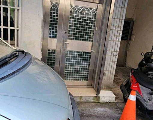 公寓1+2樓住家兼辦公與倉庫門口可停車 - 591租屋網 - Image 8