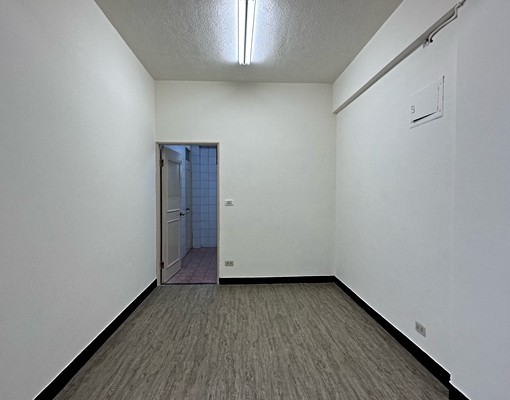 秀山國小旁/自強路一樓大坪數住辦🏆台大房屋 - Image 11