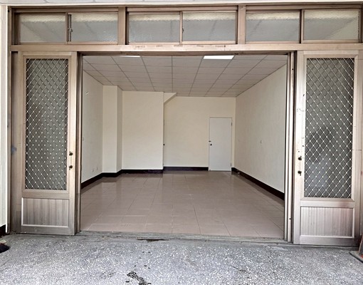方正店面~新中壢三鐵雙線道.遇水則發.生財有道 - Image 9