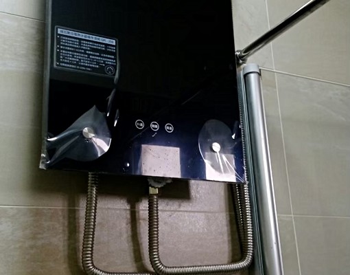 近全新電梯大樓套房(屋主自租免服務費) - Image 6