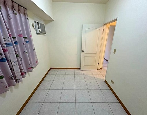 新台五路商圈大東區方正三房 - Image 8