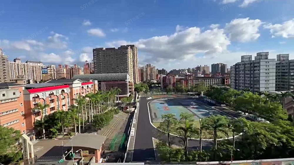【上南崁】南崁國中正對面景觀第一排,益展閱美三房車位 - Image 1