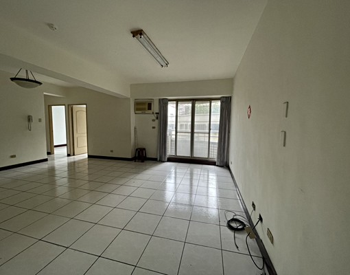 ❤️東興國小旁4房車位👍 - Image 2