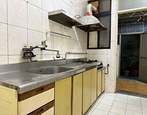 公館路一樓0936256079鄭S - Image 9