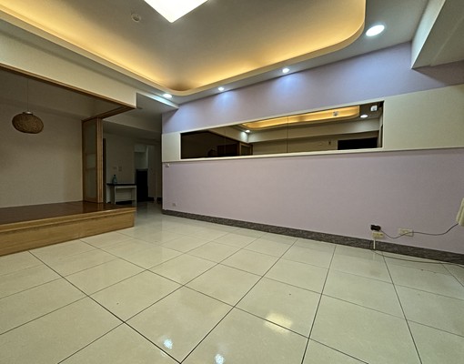 嘉禾地產/可補助/免仲/中園路美麗歐洲3+1房平面車位 - Image 1