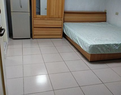 優質網路套房一只皮箱馬上入住 - Image 1