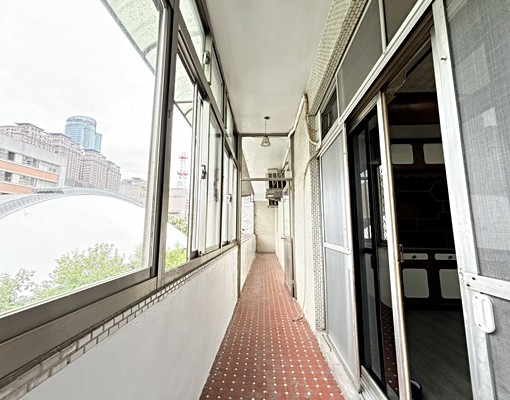 社會住宅/可租補/免仲介費/近大遠百四房前陽台進出門口好停車 - Image 10