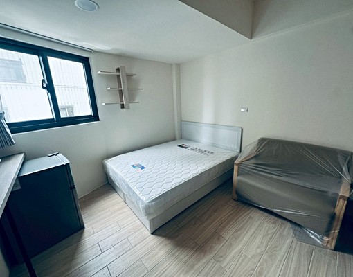 全新未住~免管理費一中旁獨洗獨曬可雙租補美套房全新家具電器 - Image 4