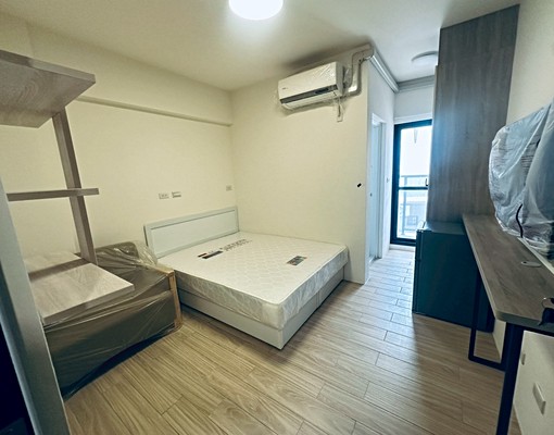 全新未住~免管理費一中旁獨洗獨曬可雙租補美套房全新家具電器 - Image 15