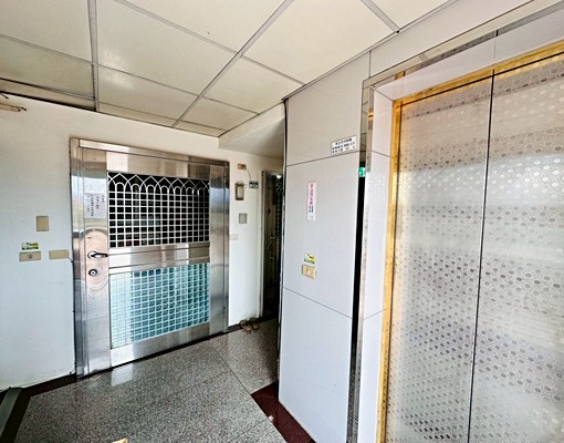 蘆洲龍品天廈電梯套房(離徐匯中學捷運站500公尺) - Image 10