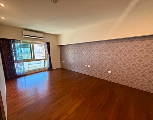 礁溪長榮旁挑高5米3樓中樓~3房 - Image 5