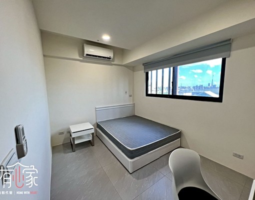 近文化中心高樓層看市景、捷運出來就到家 - Image 1