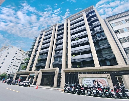【B1坡平車位】朱崙街達官苑稀有車位出租 - Image 2