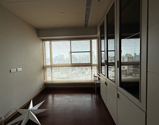 三多商圈捷運泳池景觀兩房.超商校園百貨旁.亞洲新灣區.可租補 - Image 10