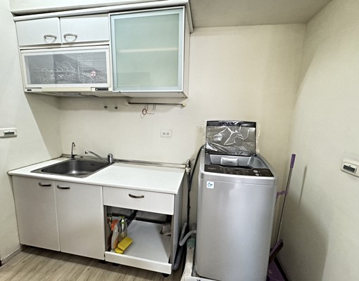 總管家🌼近豐原火車站大套房可租補 - Image 5