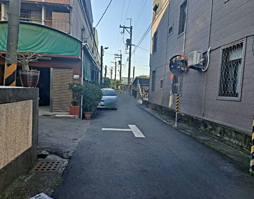 南科六嘉六大房透天南科透天賴姐 - Image 2