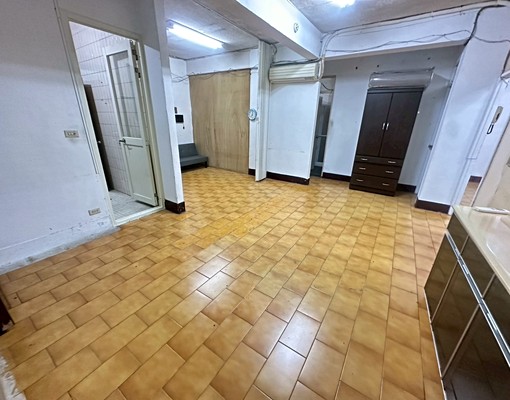 民富街/有車位/可戶籍租補/大使用空間/可做辦公室使用 - Image 4