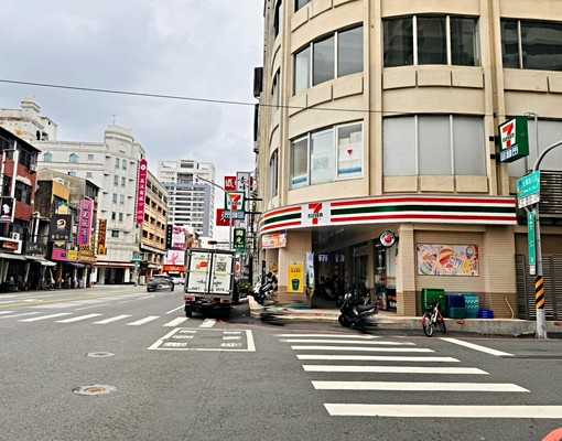 租金華商圈近新光三越套房(2) - Image 2