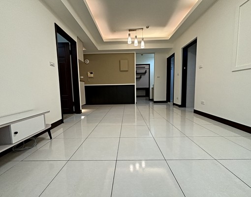 精美2房+雙衛浴+車位★近藝文特區、國道、夜市 - Image 13