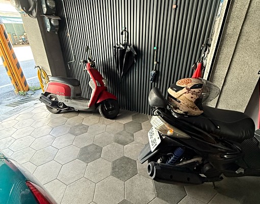 陽台套房近市區車站自立路 - Image 7