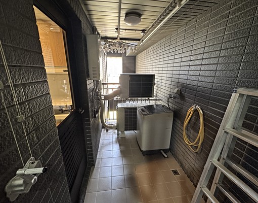 遠六朝東美兩房車全配出租洽吳原誌 - Image 8