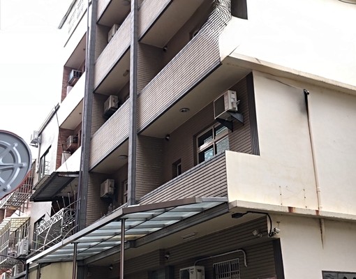關新光復路玄關衣帽鞋櫃衛浴對外窗套房 - Image 7