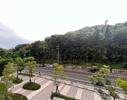 全聯旁面山景2房+平面車含車含管 - Image 8