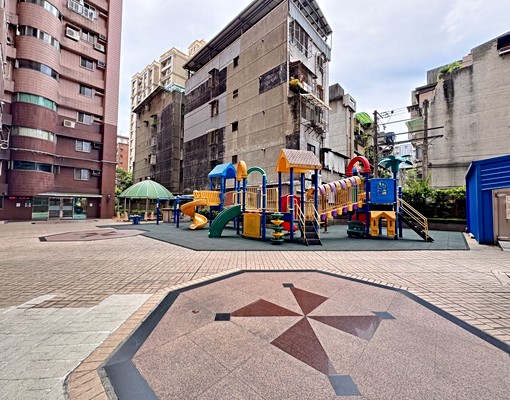 ★☆洪振凱☆★中和花園廣場三房二衛面中庭 - Image 3