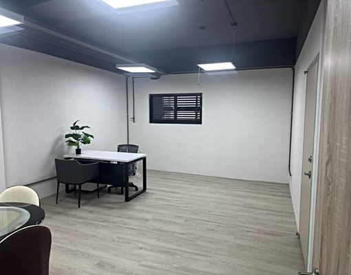 市府旁全新商辦 - Image 1