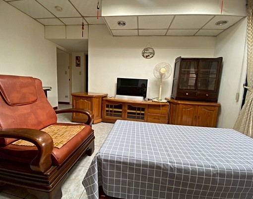 板橋大華街|陽光角間兩房一廳|全配家具|拎包入住|近捷運府中 - Image 2