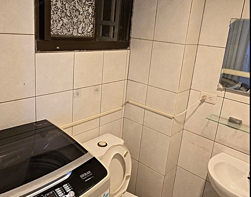 牛埔路可獨洗曬有陽台有電梯獨立台水台電可寵可租補 - Image 2