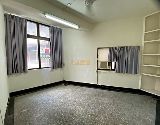 兆基🏡近學區靜巷透天大空間好規劃可寵可租補 - Image 4