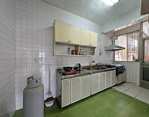 乾淨寬敞二房前後採光 - Image 5