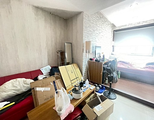捷運劍南路/採光套房。乾濕分離。機能優良 - Image 1
