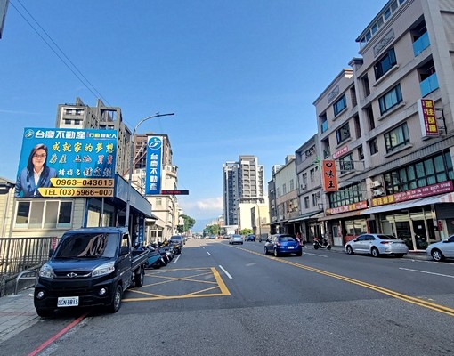 竹東68快速道路旁店面 - Image 1