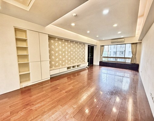 JR惠宇河畔炸裂案🔥系統櫃稀有釋出大4房寬敞客餐廳✅浴缸 - Image 6